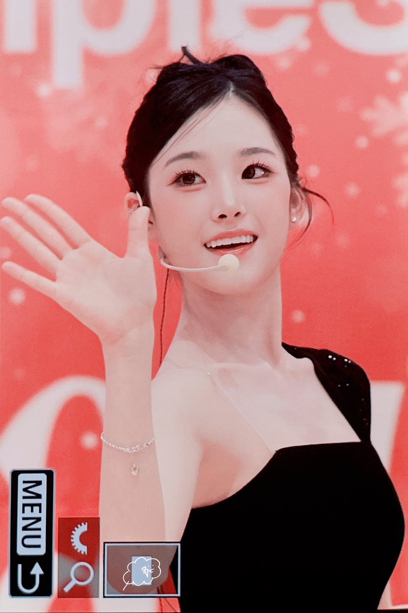 251202 pre

🖤🖤

#tripleS #트리플에스 
#지연 #JiYeon #지서연