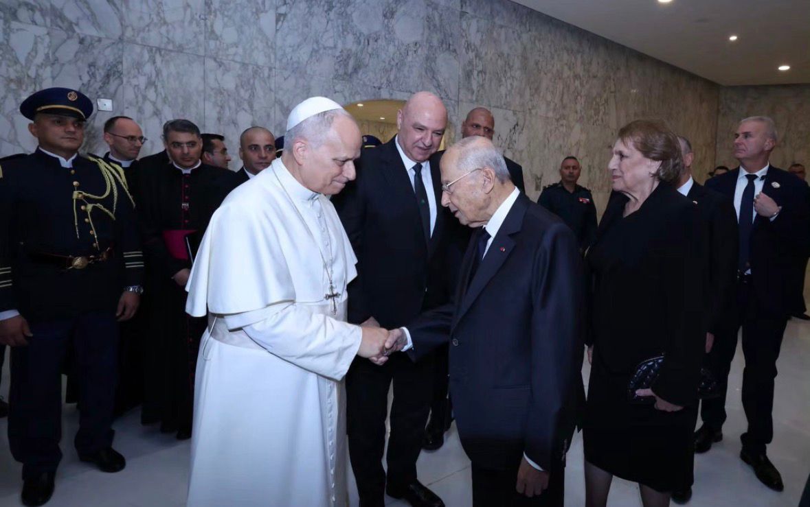 الثقة تُكتسب بالفعل… والرئيس والبابا يثبتان كل يوم أن القيادة مسؤولية ورسالة.
#البابا_وعون_للسلام