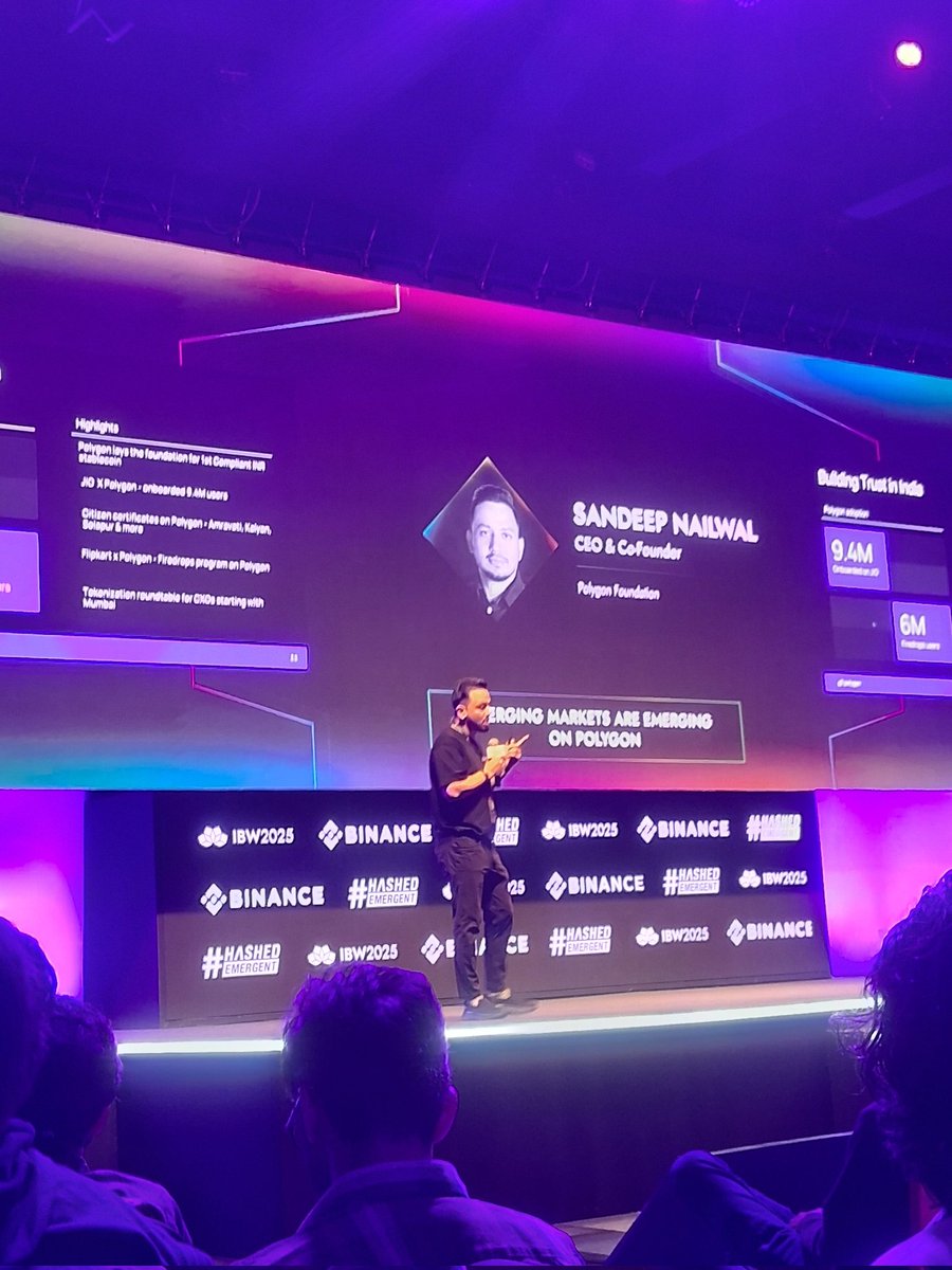 ImDigitalAkshat's tweet photo. Loving the event and the energy this place holds 🥰

@IBWofficial @Aptos @BinanceForIN @binance https://t.co/XwM9ljRHBj