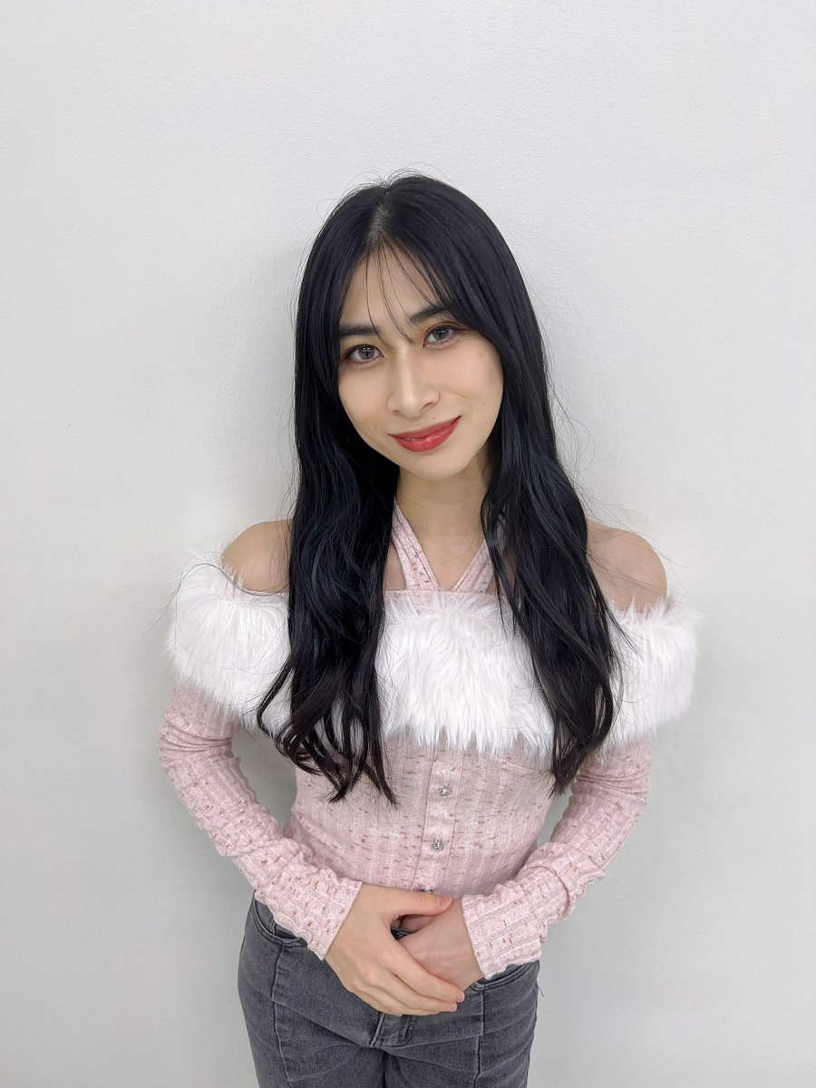 チェキのオフショット🤍
30歳🥹いいお姉さんになれてますか？🫶