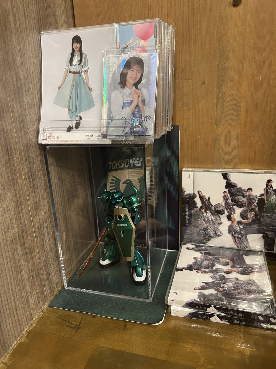 12月2日火曜

今日は暖かい日だった

そんな日は不思議と誰かと楽しい話をして帰りたいと思うんだ

そうだ、好きなアイドル、坂道の話をしに京王稲田堤南口すぐのROBO太に寄って

ローストビーフ食べながらハイボール飲もう。

それで明日もきっといい日になる。