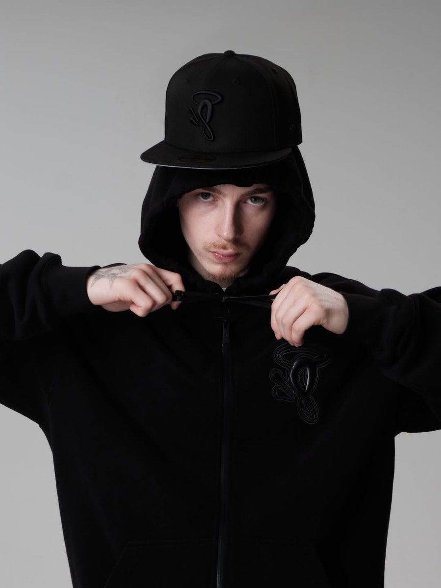 NoteSphere's tweet image. SYNA by Central Cee (2025)