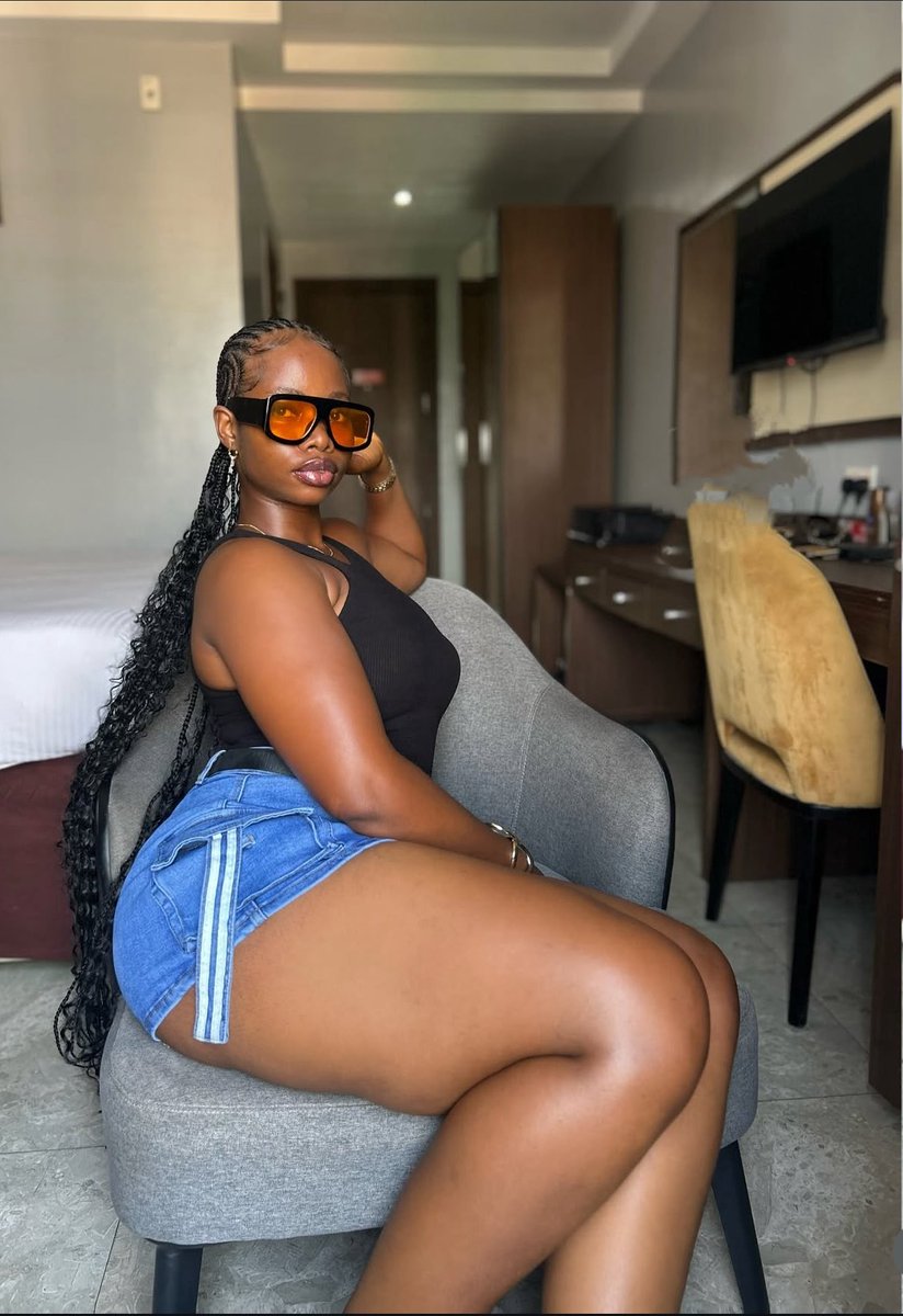 SolutionDave_'s tweet image. You can’t use 9-5 to bag this kind of Body NEVER!!!