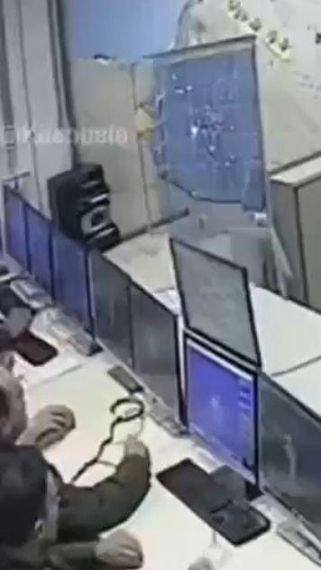 Shayan86's tweet image. Apart from the third clip, 10 to 15 seconds in and previously aired by Iranian state TV, the rest of the allegedly newly released CCTV clips in this montage of Israeli strikes on Iranian military sites from the 12-day war are AI-generated and fake.

Notable errors are wrong…