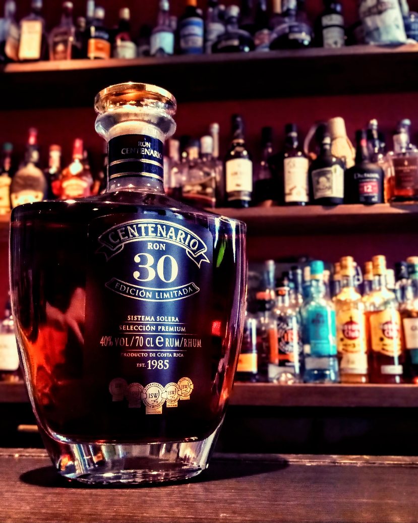 2025年12月2日は18時オープンです

それでは本日も24時までよろしくお願いいたします

#三宮バー #三宮カフェ #ラム酒 #ラム #神戸サウナ #ハイボール #ラムハイ #ロイヤルセンテナリオ #コスタリカ