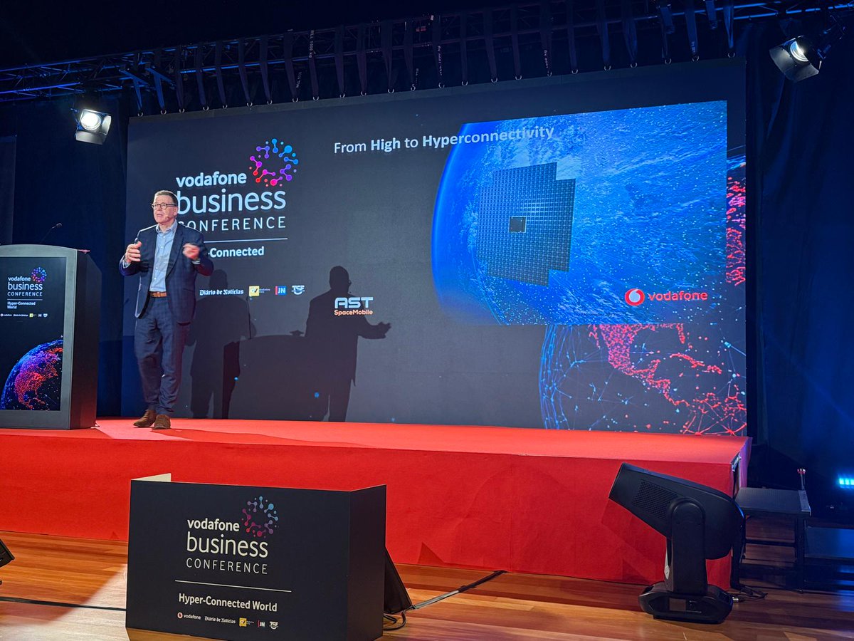 VodafoneIoT's tweet photo. Hyperconnected Future at Vodafone Business Conference Portugal 2025.
250+ customers and partners joined to explore how IoT, 5G, satellite and AI are shaping a hyperconnected world.
#VodafoneIoT #Hyperconnected #Innovation #IoT #5G #AI https://t.co/xPCpPi1Rh5