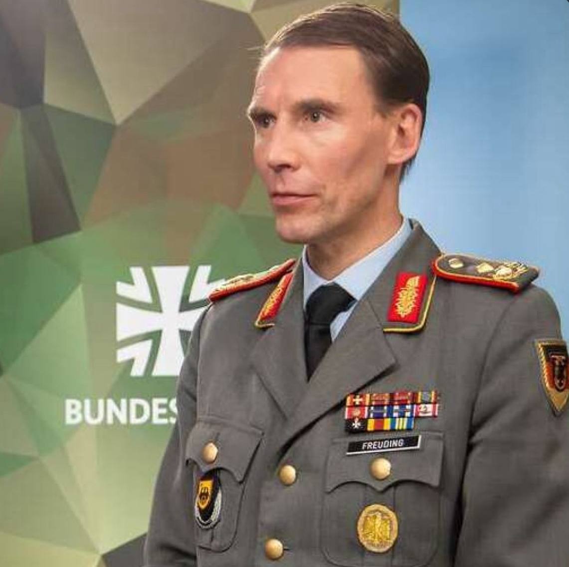 visionergeo's tweet image. ‼️🇩🇪🇺🇲🇺🇦 General Major of the Bundeswehr and head of the coordination staff for Ukraine support in the German Ministry of Defense, Christian Froiding:

📌 &quot;The most alarming change in Europe is not on the battlefield, but in Washington. Direct contacts with representatives of the…