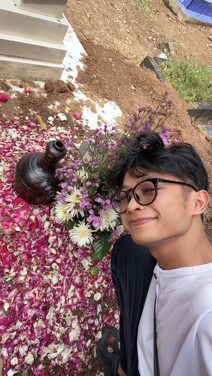 triajira's tweet photo. Selamat tinggal uli, terimakasih sudah pernah ada di hari hari kami 🥹🙏🏻😇 https://t.co/M4y5Xe5qN6
