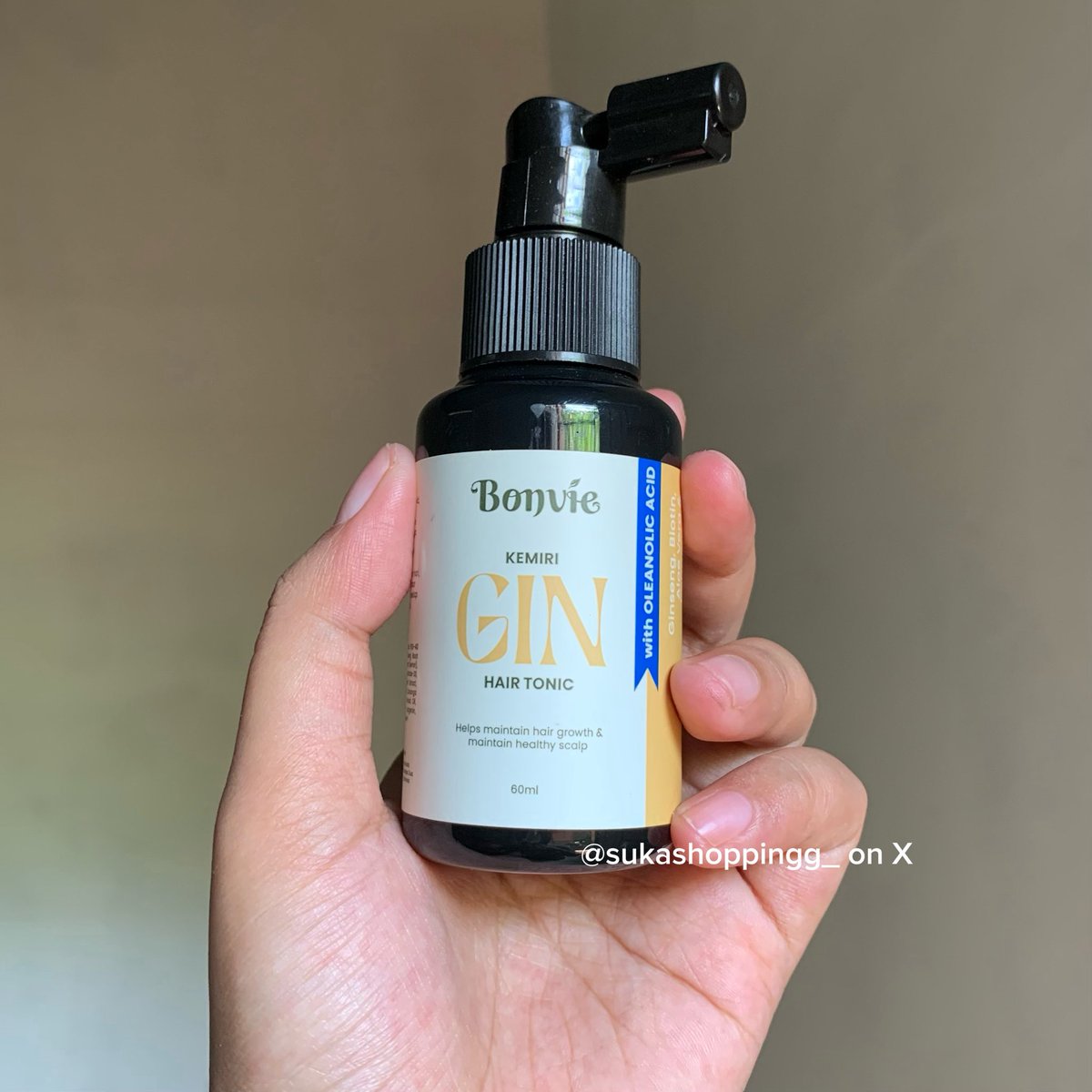 sukashoppingg_'s tweet image. sebutin produk terGONG versi kalian? me first!☝️