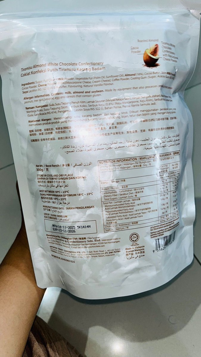 wts jual want to sell jastip malaysia kl kuala lumpur beryls beryl's coklat

ready tiramisu almond white chocolate 300gram harga 180K 

epx 2026
shopee
dom bekasi