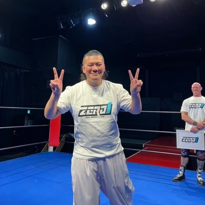横山 佳和
@zero1_yoko
#pwzero1  #CYT 
チケット予約はDMまたは   
  yokoyama_zero1@yahoo.co.jp  まで！
pwzero1.com誕生日: 1988年3月22日
2010年5月からXを利用しています
342 フォロー中
1,990 フォロワー

https://x.com/zero1_yoko