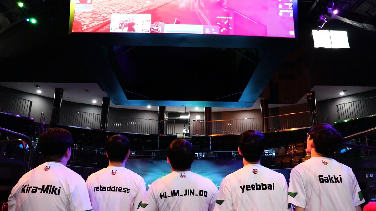 스무 살 때 처음 시즈를 시작해 이제 서른 살이 되었습니다. 시즈 덕분에 좋은 사람들을 많이 만날 수 있었고, 좋은 사람들과 즐겁게 게임을 플레이하며 정말 행복했습니다.
그래서 시즈는 제 20대 시절의 추억이자 행복입니다. 앞으로도 '인생 게임' 시즈를 계속 즐기며 함께 늙어갔으면 좋겠습니다.