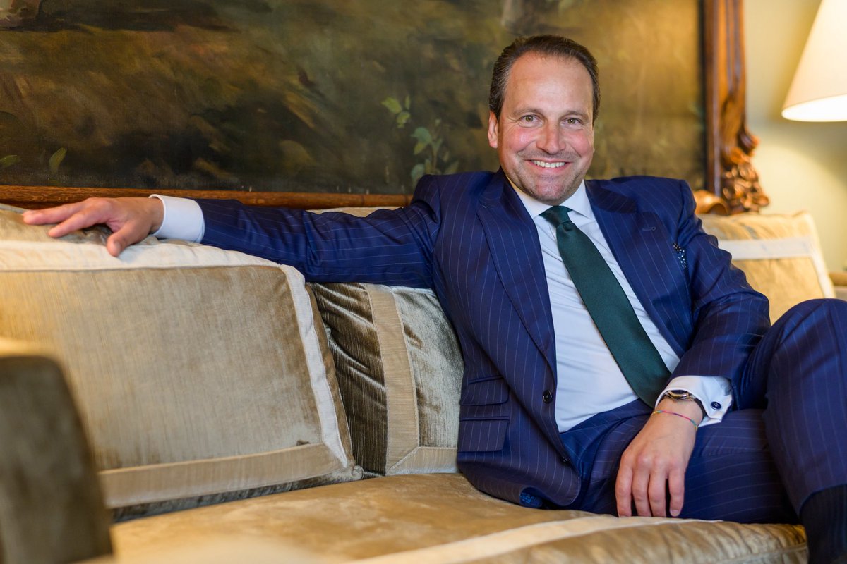 ✨ El liderazgo que transforma no espera el cambio: lo acelera.
🌍 En un mundo donde la velocidad y la humanización marcan la diferencia, la pregunta no es ¿qué entregas?, sino ¿qué tan rápido aprendes y haces crecer a otros? 🚀
#Odgers #WhereLeadershipMatters #Headhunter