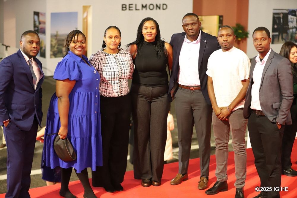 IGIHE's tweet image. 📸Photo📸

Cannes, 1er décembre, Irène Murerwa, (Chief Tourism Officer, RDB) et la délégation rwandaise ont franchi les célèbres marches du Palais des Festivals pour l&apos;ouverture officielle de l&apos;ILTM 2025.

📸:@Karirima1