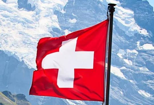 Dass der Bundesrat dem Souverän das Ständemehr zu den verheerenden EU Verträgen, die keine Handelsverträge sind, VERWEIGERT!, ein Staatsstreich sondergleichen.
Die BÜRGERLICHE Politik ist gefordert.