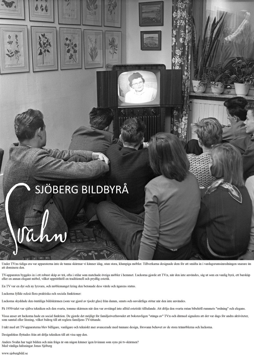 Som ni märker i bildtexten under bilden har jag en nära osund fascination för luckorna.
Men jag känner inte igen kvinnan vars bild syns på tv-skrärmen, gör du det? Kommentera så blir jag glad.
Dela gärna, då blir jag ännu gladare.

#tv #svt #50talet #vem #fråga #undrar #luckor