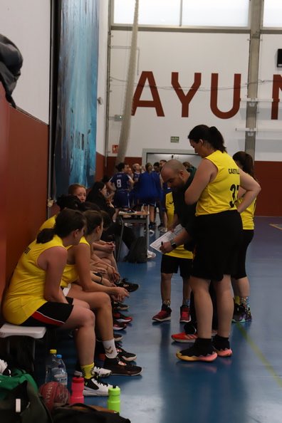 CB_Cartama's tweet image. +35 FEM. Nuestras chicas jugaron ante #Salliver que fue superior a nosotras. Hay que seguir entrenando y esforzándose para mejorar y crecer día a día!!! #CrecemosContigo #CBC #BaloncestoCártama