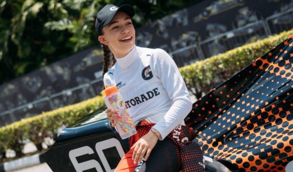 🟣 Gatorade, sponsor de Lisa Billard 🇫🇷 pour la F1 Academy, a signé un contrat de sponsoring majeur avec Mercedes.

Ça pourrait signifier que Lisa pourrait rejoindre le giron Mercedes pour 2026. Pas dans la Mercedes "officielle" engagée en F1A, mais dans une Mercedes associée.