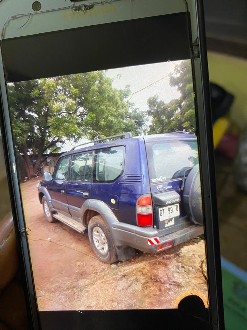 ThoughtPillow's tweet image. 🚨 STOLEN CAR ALERT 🚨 

It was stolen at dawn. Cannot tell specific time. We realize it at 5am in the morning. Achiato White House on the Nsawam road

Kindly DM or call 024 569 4708