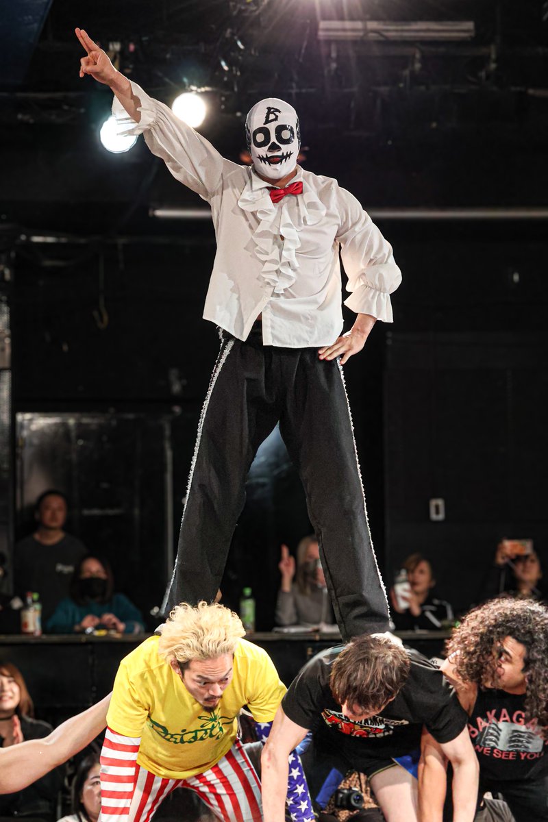 BUENO様の飛ぶ直前の決めポーズ、大変好！！！
2025.12.2 新宿FACE
#bakagaijin