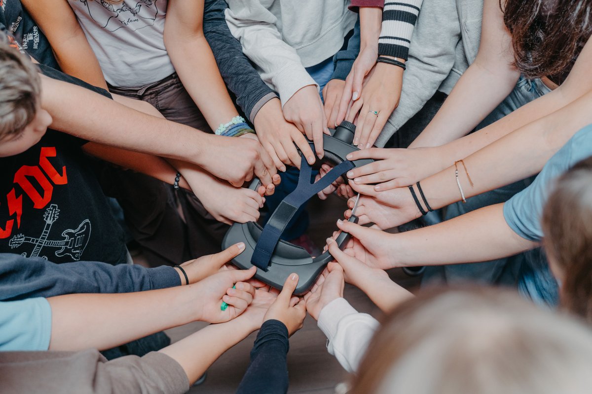 dotLumen tweet media