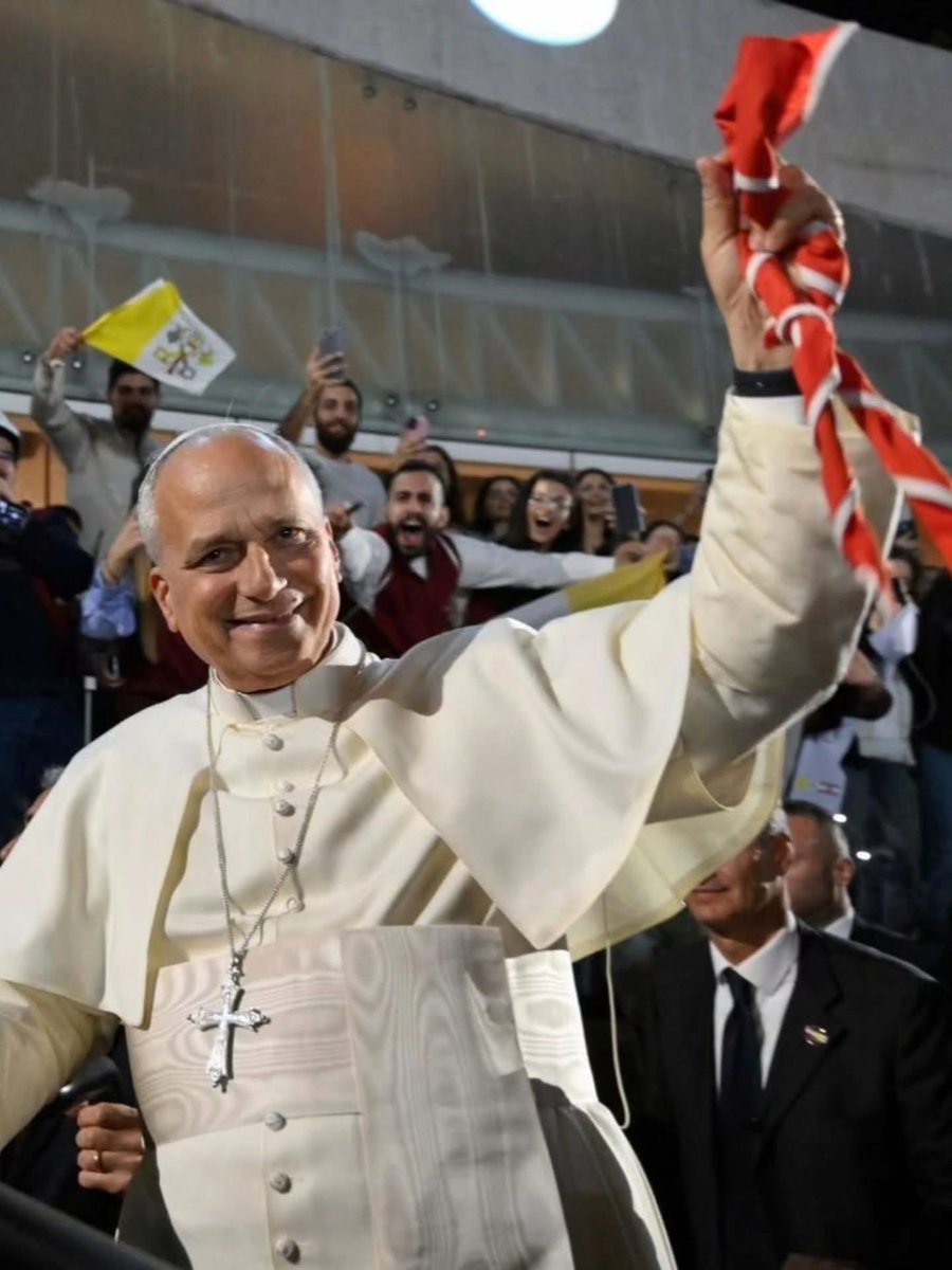 Hamish Cowell tweet media