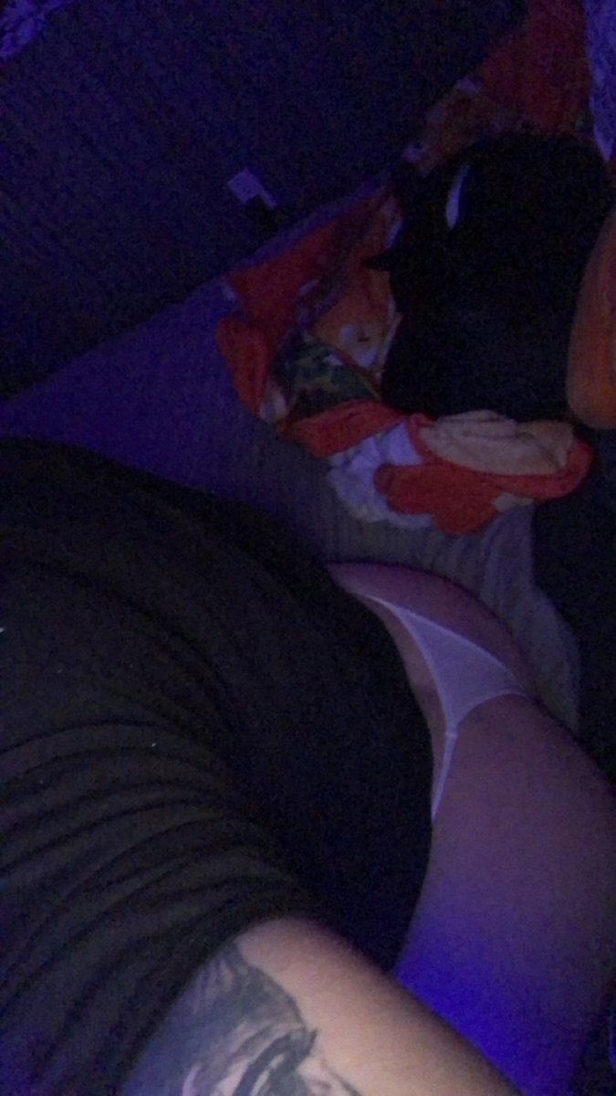 deviltheycry666's tweet image. fans.ly/deviltheycry
Yall should be a doll and follow my fansly and sub 💜💜