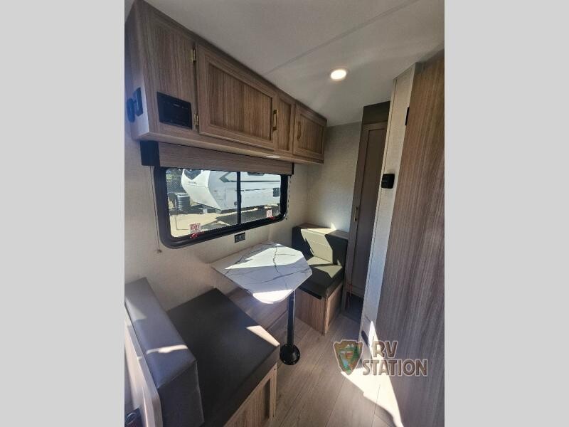 StationOk's tweet photo. New 2026 KZ Sportsmen Classic 130RD at RV Station Resort! Lightweight, durable &amp; on sale now. Don’t wait to make your getaway dream real!
 🔗 https://t.co/oYjtObvUVa
#RVStationResort #KZSportsmenClassic #AdventureAwaits https://t.co/3Jy2HCHxZA