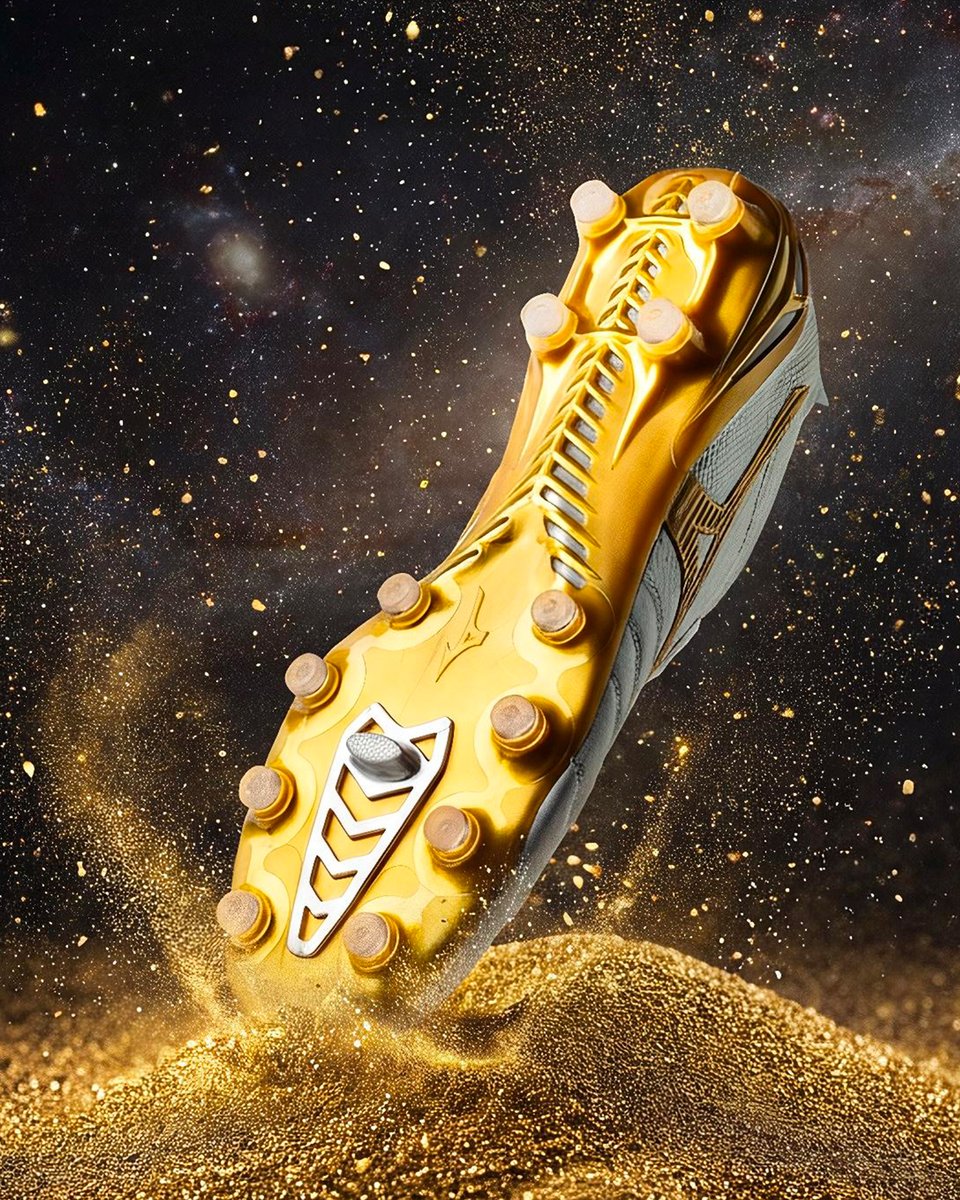 Not ready for this shine… ✨👀 Mizuno Bright Gold Pack — clean