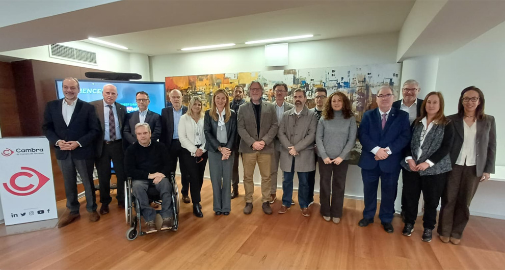 Avui, a presentació del programa Indústria Sostenible. La
<a href="/CambraTerrassa/">Cambra de Comerç de Terrassa</a>
i la
<a href="/diba/">Diputació de Barcelona</a>
han seleccionat el nostre municipi per impulsar la transformació sostenible i la competitivitat de les pimes industrials. ℹ️shre.ink/industriasoste…… #promocioeconomicacastellbisbal