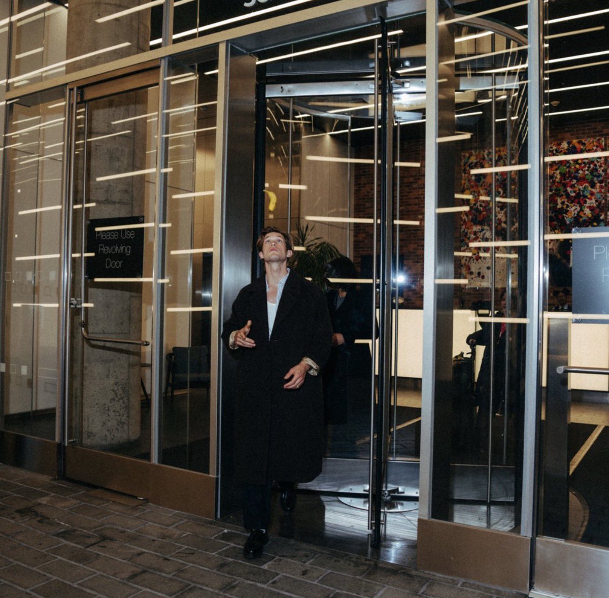 Damian Hardung Updates (@hardungupdates) on Twitter photo 