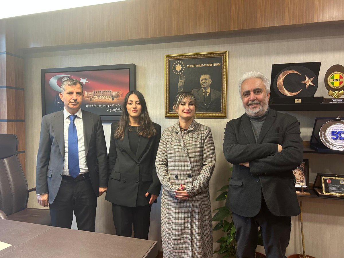 Lisanslı Psikologlar Hareketi ve Psikologlar Birliği Platformu Lideri Prof. Dr. Cem Şafak Çukur ve meslektaşımız Psikolog Nisa Vuran Sağlık Bakanlığında Çalışan Psikologların sorunlarına yönelik TBMM Sağlık Komisyonunu Başkan Yardımcısı Milletvekili Sayın Prof. Dr. Orhan Ateş -