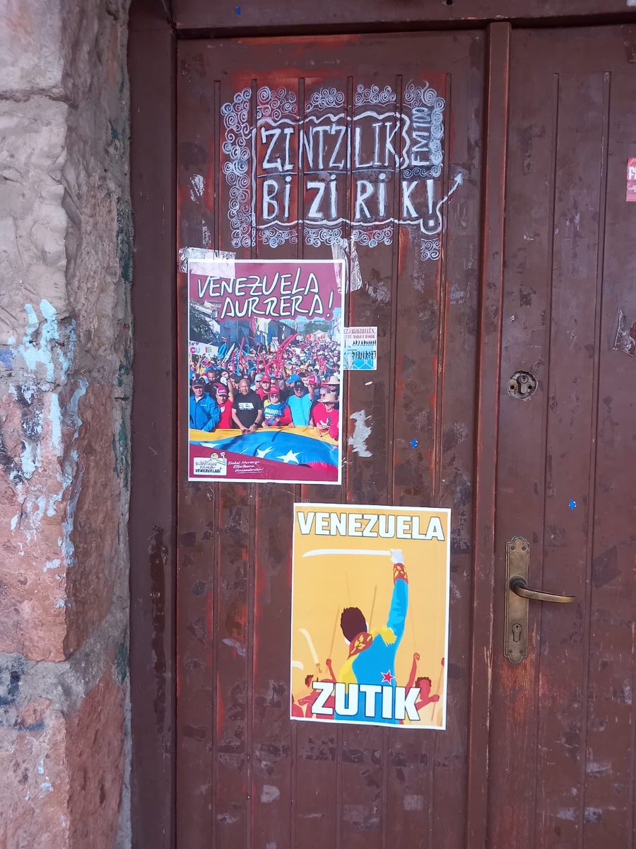 Desde todos los pueblos de #EuskalHerria exigen respeto a la soberanía venezolana y apoyan a la Revolución Bolivariana. 

Eskerrik asko kompañeros 💚❤️🤍✊🏽

📍Errenteria 
📍Arrasate - Mondragón 
📍Donostia 
📍Markina