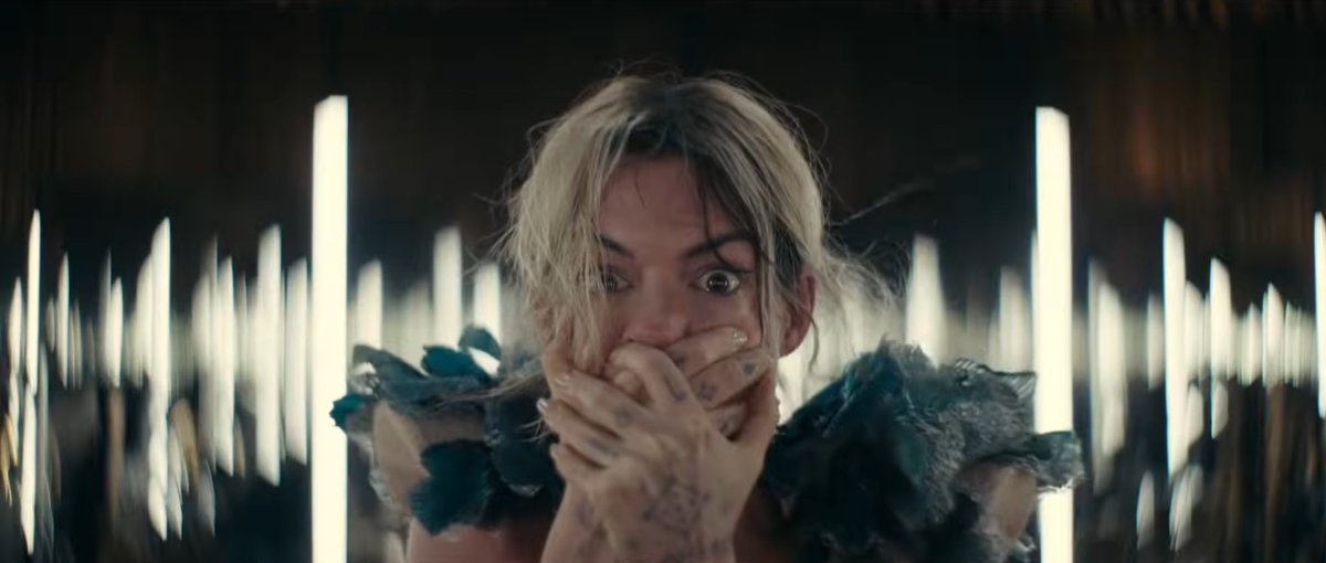 DiscussingFilm's tweet image. Anne Hathaway as a pop star in David Lowery’s ‘MOTHER MARY’

The epic pop melodrama follows a fictional musician and her relationship with a fashion designer.