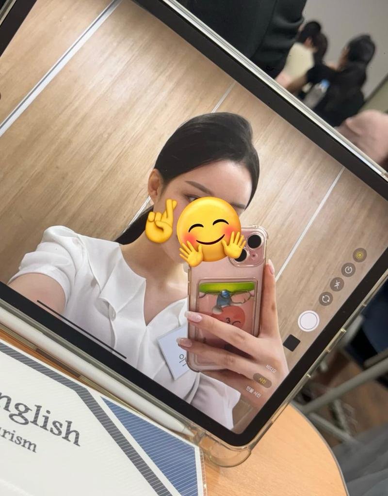 qitumibysi's tweet photo. #섹트 #승무원
대딩시절~ https://t.co/OJyQYNVxu3
