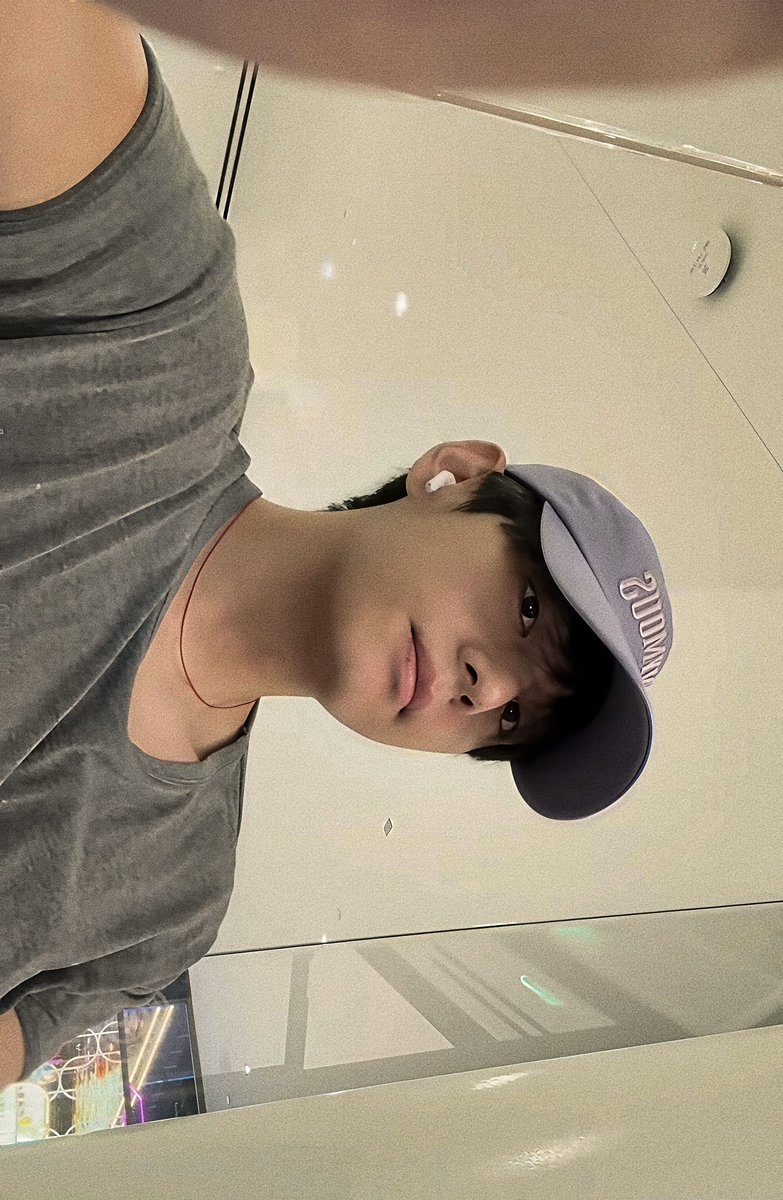 Taehyungimpact's tweet image. 