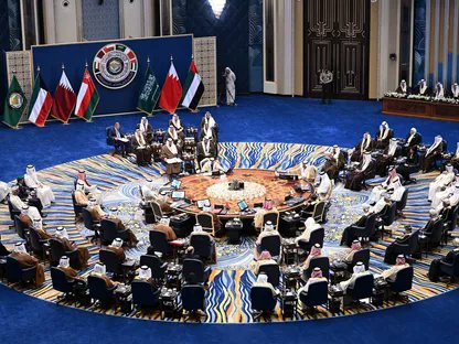 #عاجل |

الربط السككي وتوسيع منظومة الربط الكهربائي، وتعزيز التكاملين الاقتصادي واللوجستي، تتصدر أجندة #القمة_الخليجية_46 المقرر انعقادها غدا في #البحرين، بحضور قادة دول الخليج. ووفقا لمصادر رفيعة تحدثت لـ #الاقتصادية تعكس الملفات المطروحة توجها خليجيا نحو مرحلة أوسع من التكامل