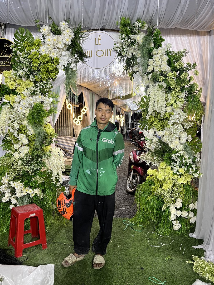 Quang Nguyen | Leo tweet media