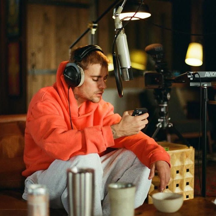 justindrewfiles's tweet image. .@justinbieber was the 8th (=) most streamed artist on Spotify yesterday (December 1)