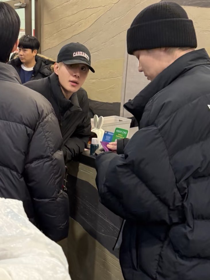 정우즈 🍭 tweet media