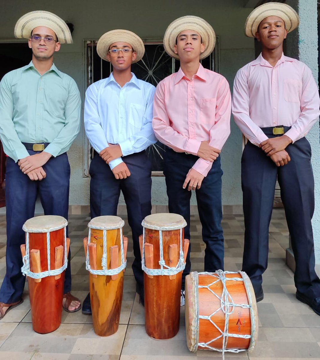 Fundación Crescendo y Music Planet tuvo el honor de ser patrocinador y otorgar un juego de tambores 1er Lugar, Concurso de Percusión "Edgar Daniel De La Cruz Pérez", del 1er Festival del Tambor Chorrerano 2025. Cuando apoyamos nuestras tradiciones, fortalecemos nuestra historia.