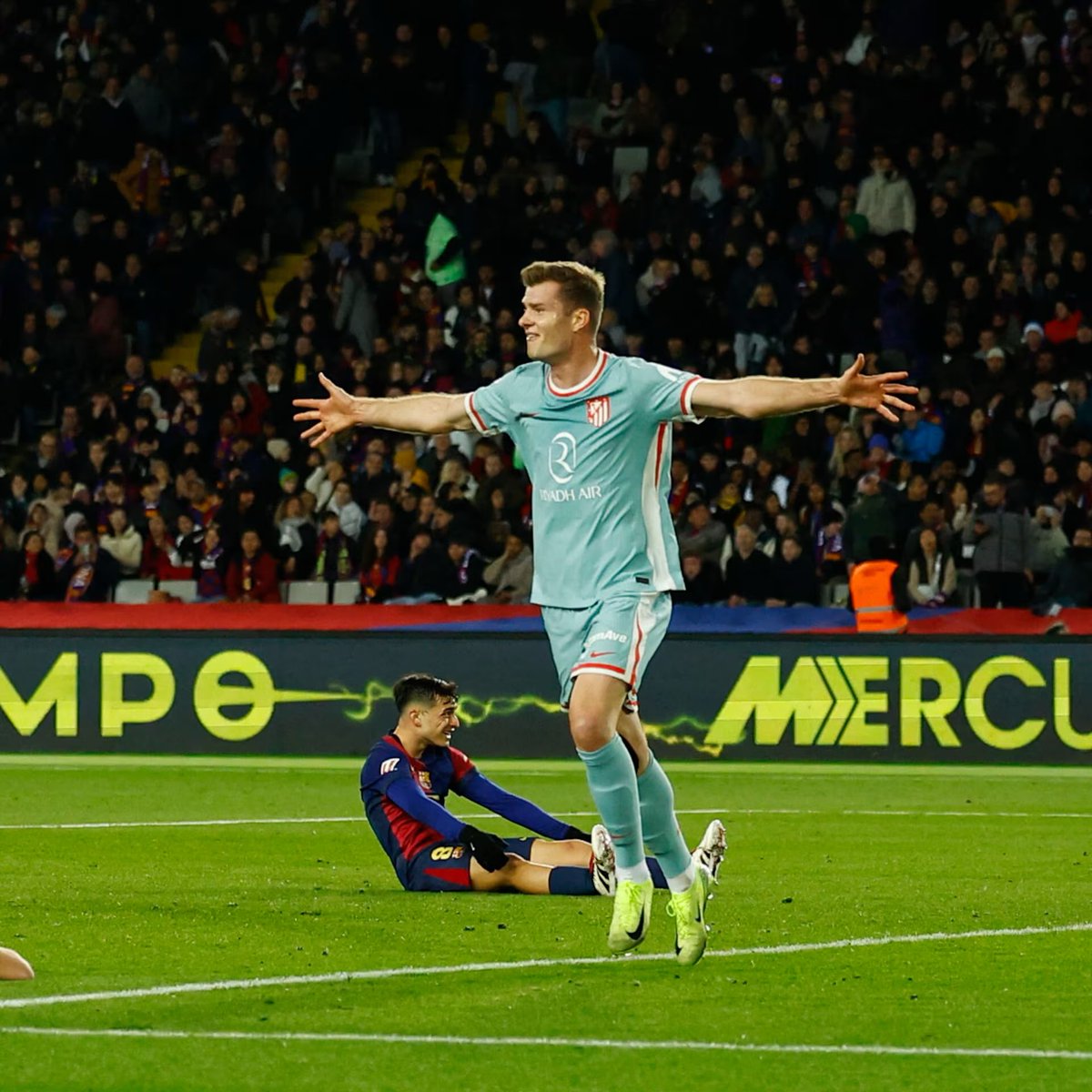 LeColchoFr 🇫🇷❤️🤍 tweet media