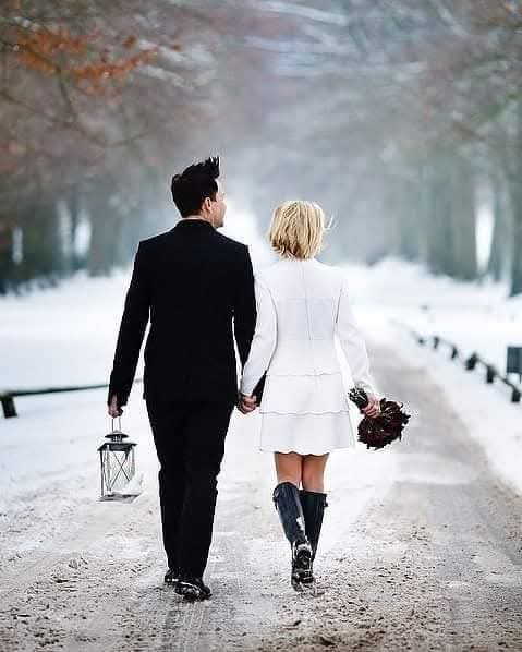 blink182py's tweet image. 🗓️ 2 DE DICIEMBRE DEL 2000
Se cumplen 25 años del aniversario de bodas de Mark Hoppus y Skye Everly.