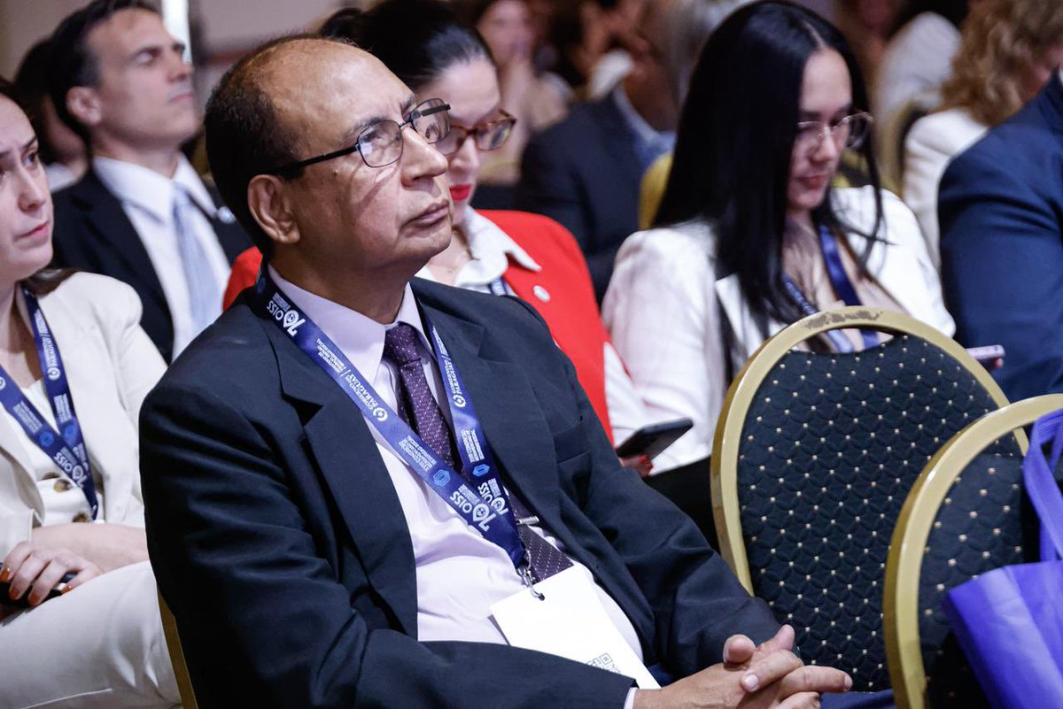 #XVIIICongresoOISS | Para dar apertura a la serie de paneles del Encuentro, el director de la Delegación Nacional de la <a href="/OissSec/">OISS</a> en #Chile, Hugo Cifuentes, realizó la presentación  del  Estudio sobre las prospectivas de futuro de la #SeguridadSocial en la Región Iberoamericana.