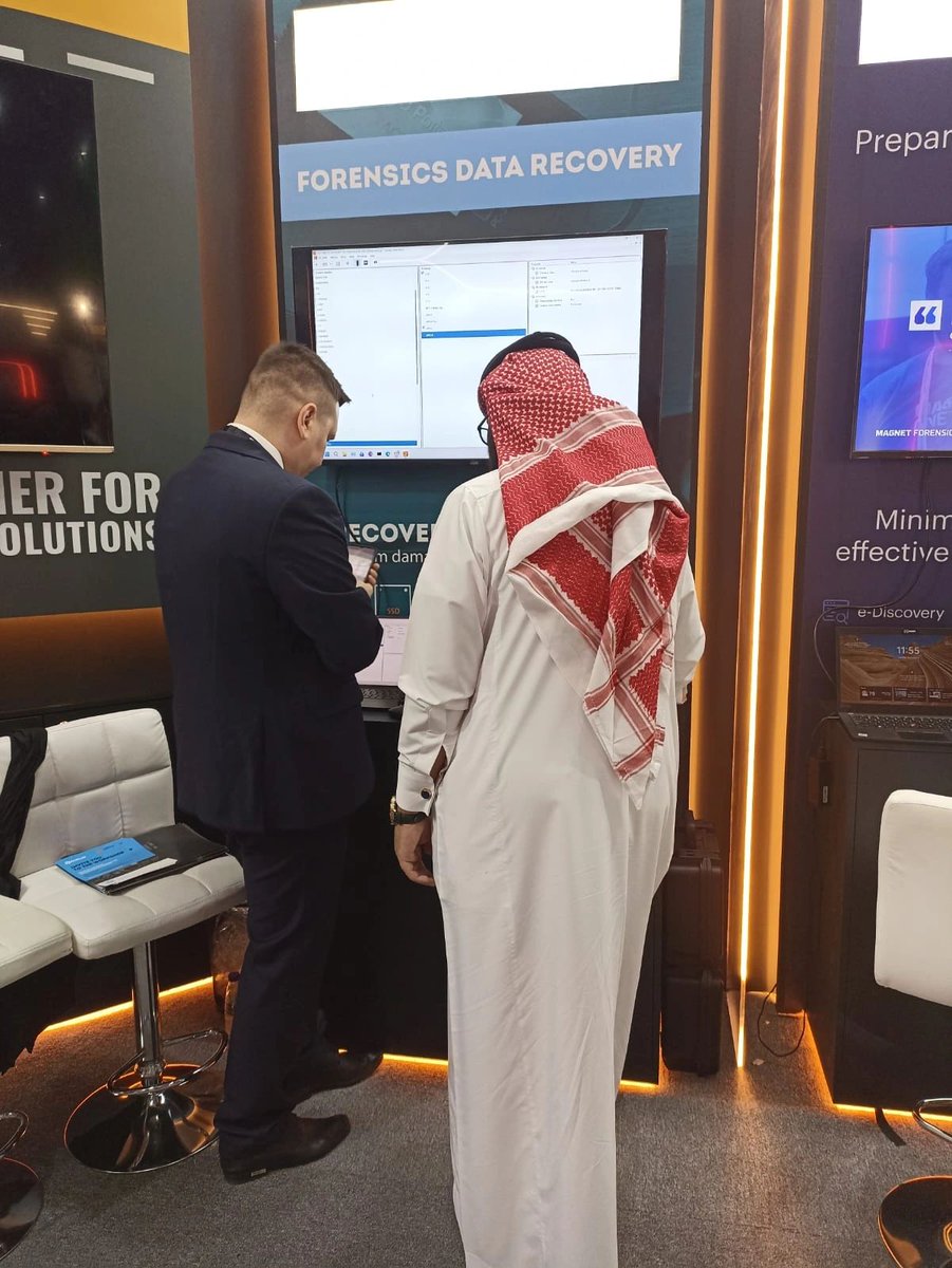 ACE_Laboratory's tweet photo. 1st productive day at Black Hat MEA 2025 in Riyadh, KSA, one of the most prestigious digital forensics and cybersecurity events in the region!🔥
ACE Lab team is glad to showcase PC-3000 solutions for digital forensics experts from Middle East and Asia👍 https://t.co/DgFCyEDTln
