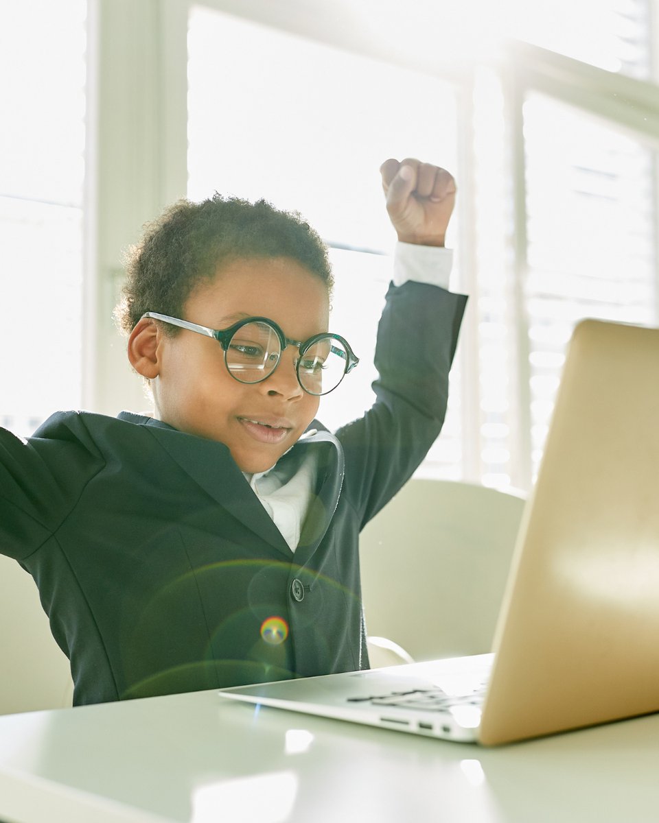 BuccaneerKids's tweet image. Today is #WorldComputerLiteracyDay, a reminder of how important digital skills are for our children’s future. Drop a 👟💻 if your little one loves learning online!
#BuccaneerKids