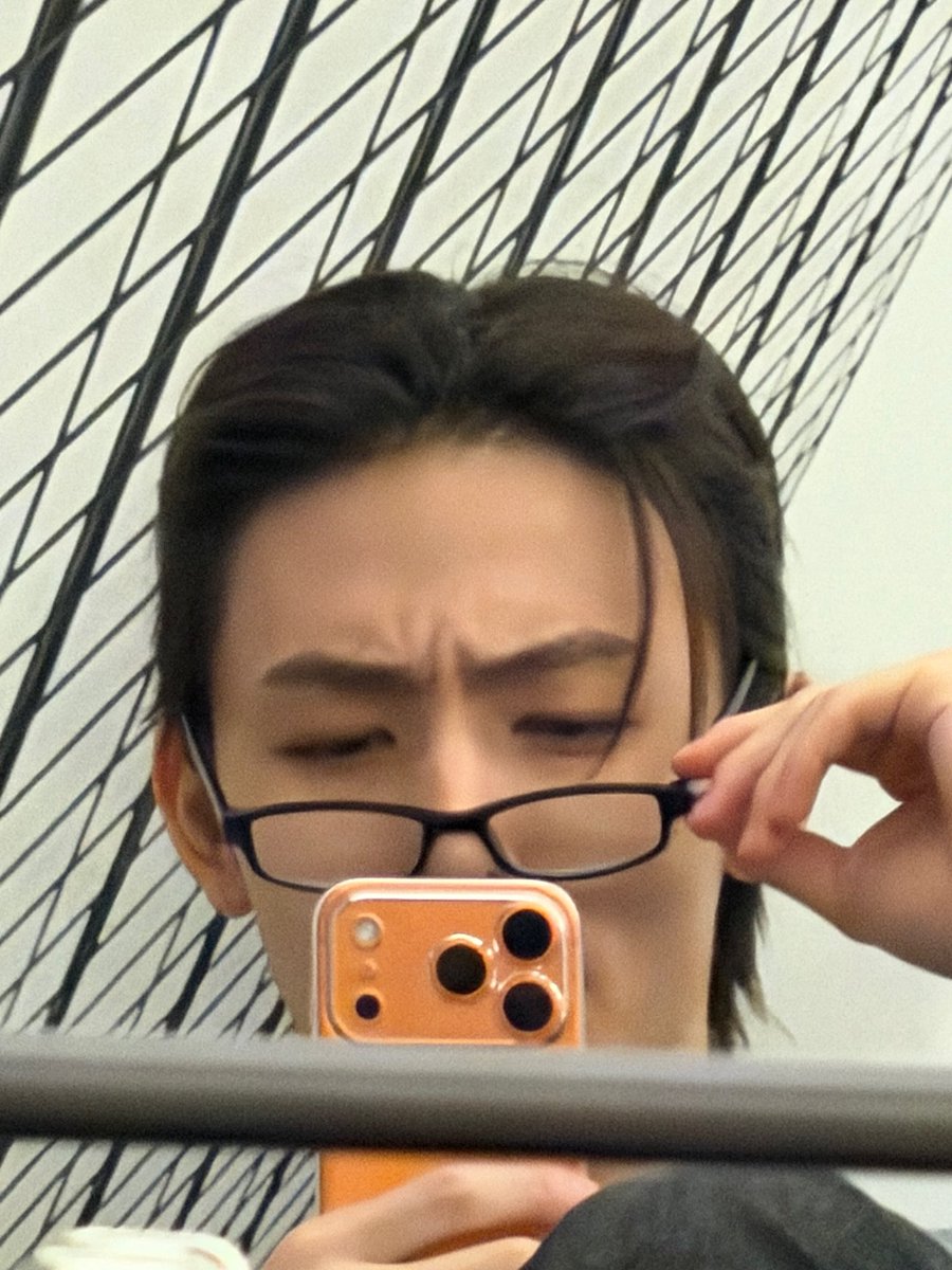 seonghyeon pics tweet media