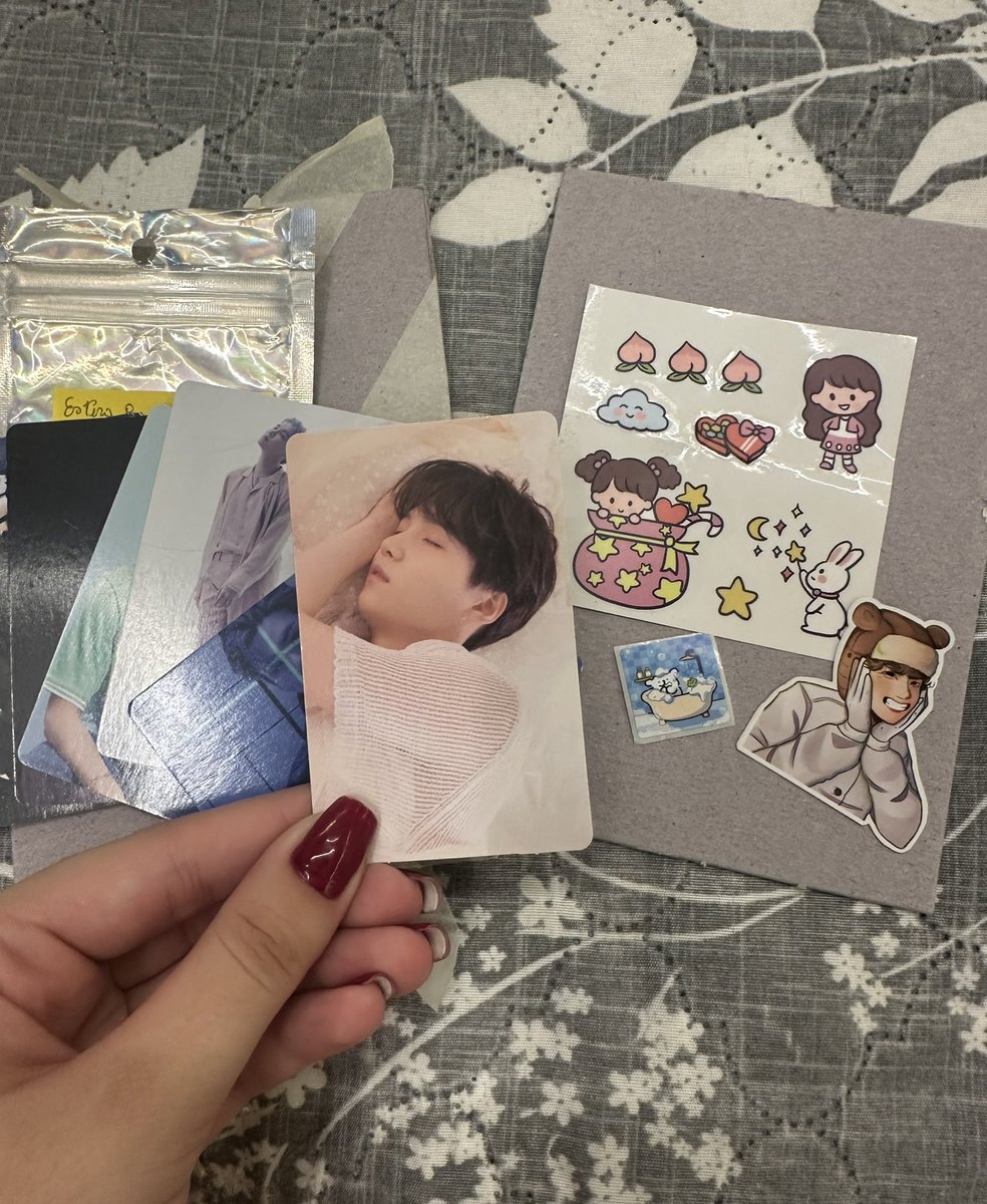 flwernalu tweet media