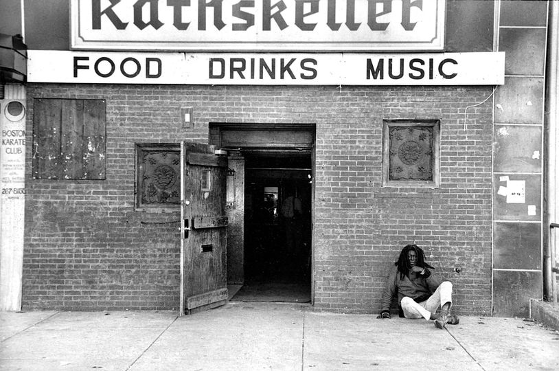 MferSicko's tweet image. Shout out to @XcainZCode 
I&apos;ve always said how much I like personalized art. This brings me back to my punk rock- hardcore day&apos;s hanging out at one of my favorite clubs in Boston back in the late 80&apos;s and 90&apos;s, The Rathskeller.
So many great bands and fun memories. Man, if the…