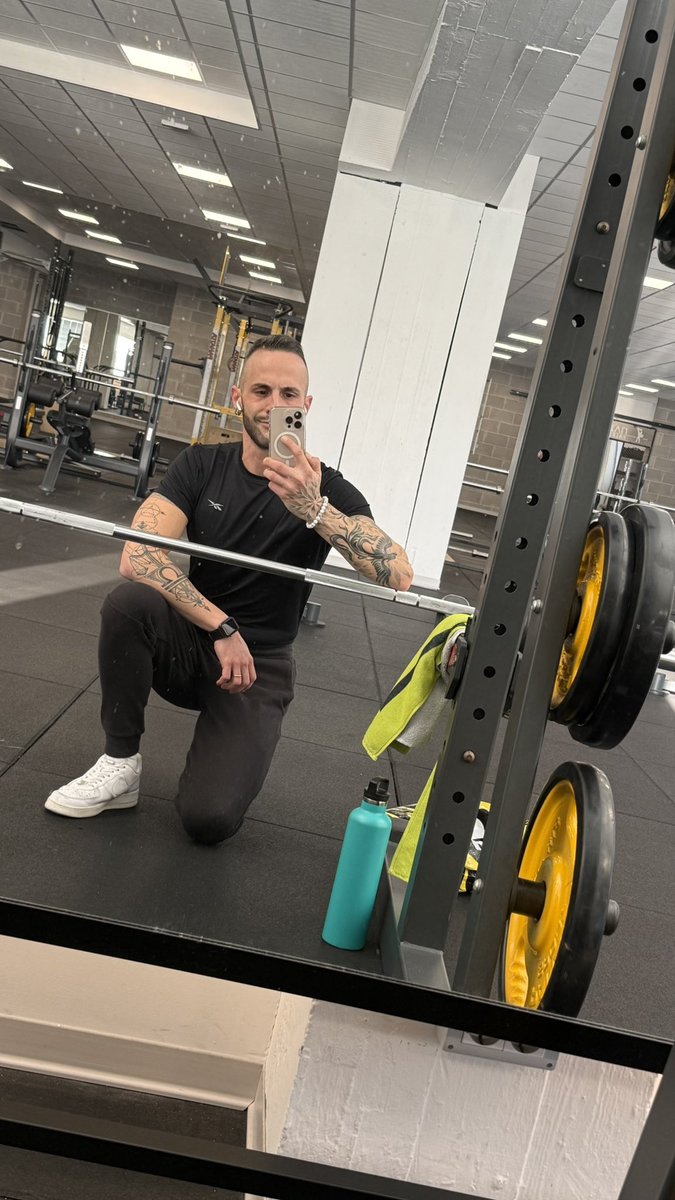 syncro90's tweet image. Morning routine 🏋️
Ig syncro09